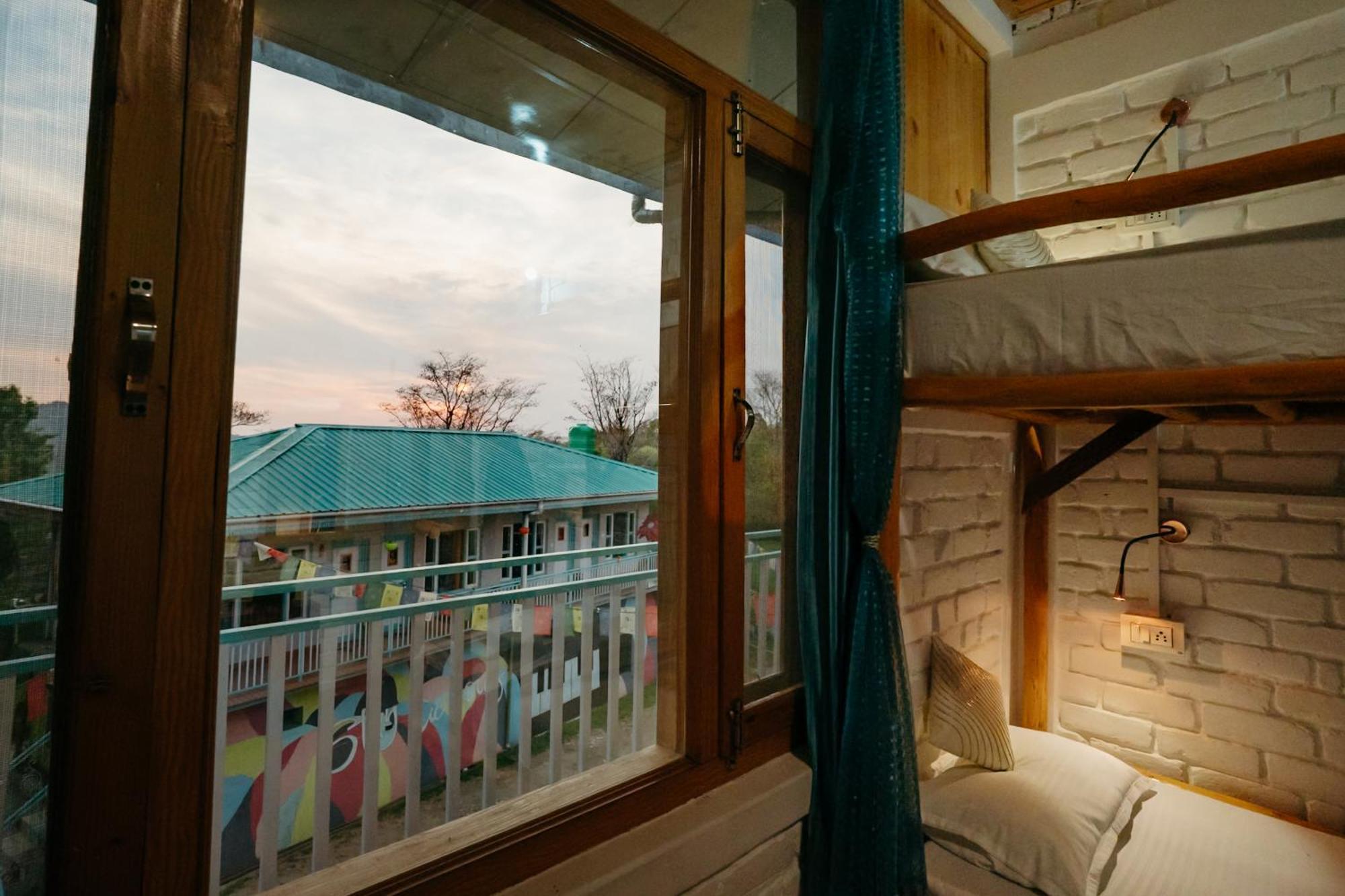 The Hood Hotel Bīr Kültér fotó